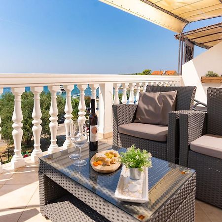 Banjol Apartman Petra S Pogledom Na More מראה חיצוני תמונה