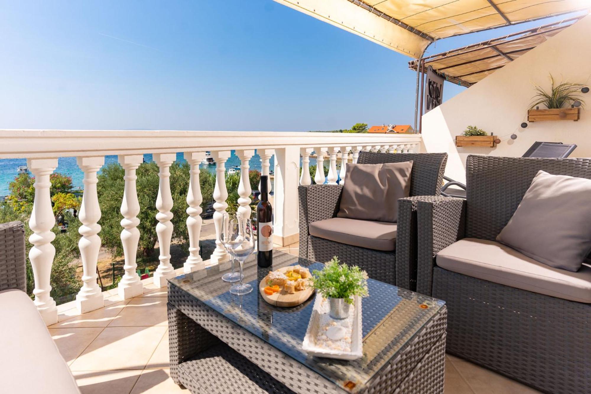 Banjol Apartman Petra S Pogledom Na More מראה חיצוני תמונה