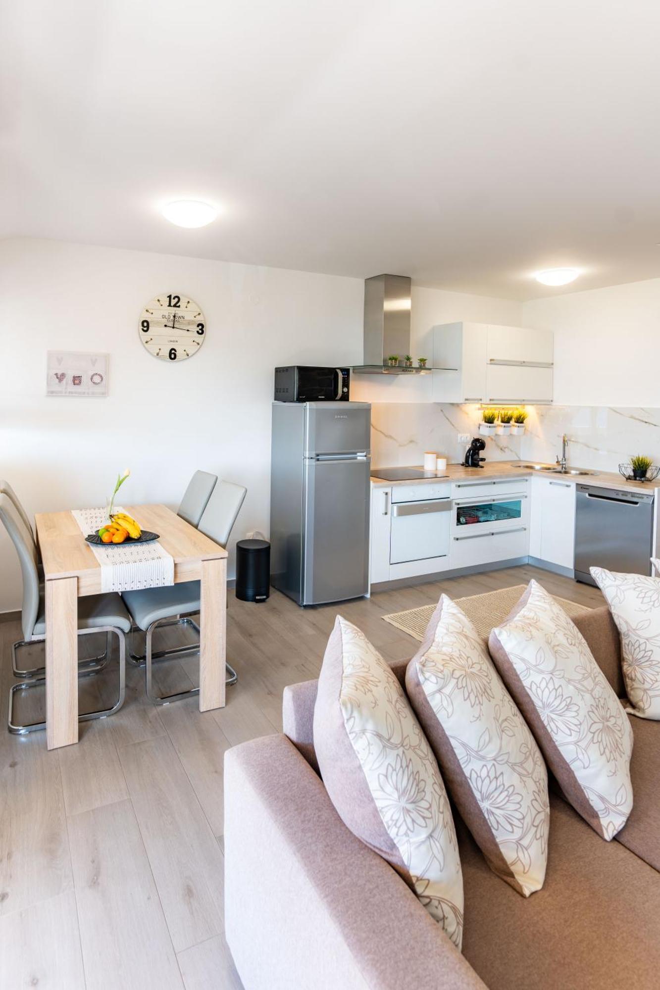 Banjol Apartman Petra S Pogledom Na More מראה חיצוני תמונה